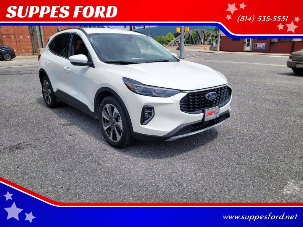 used 2023 Ford Escape car, priced at $29,900