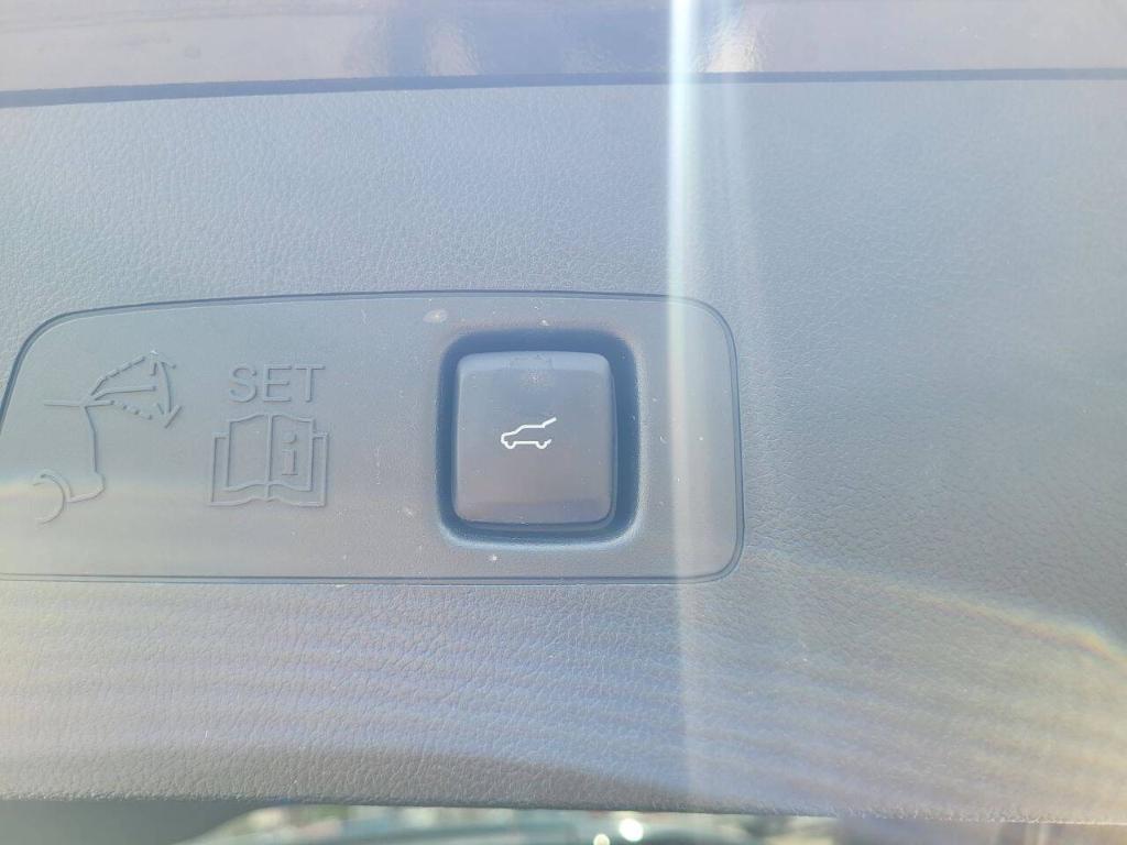 used 2021 Lincoln Corsair car, priced at $25,900