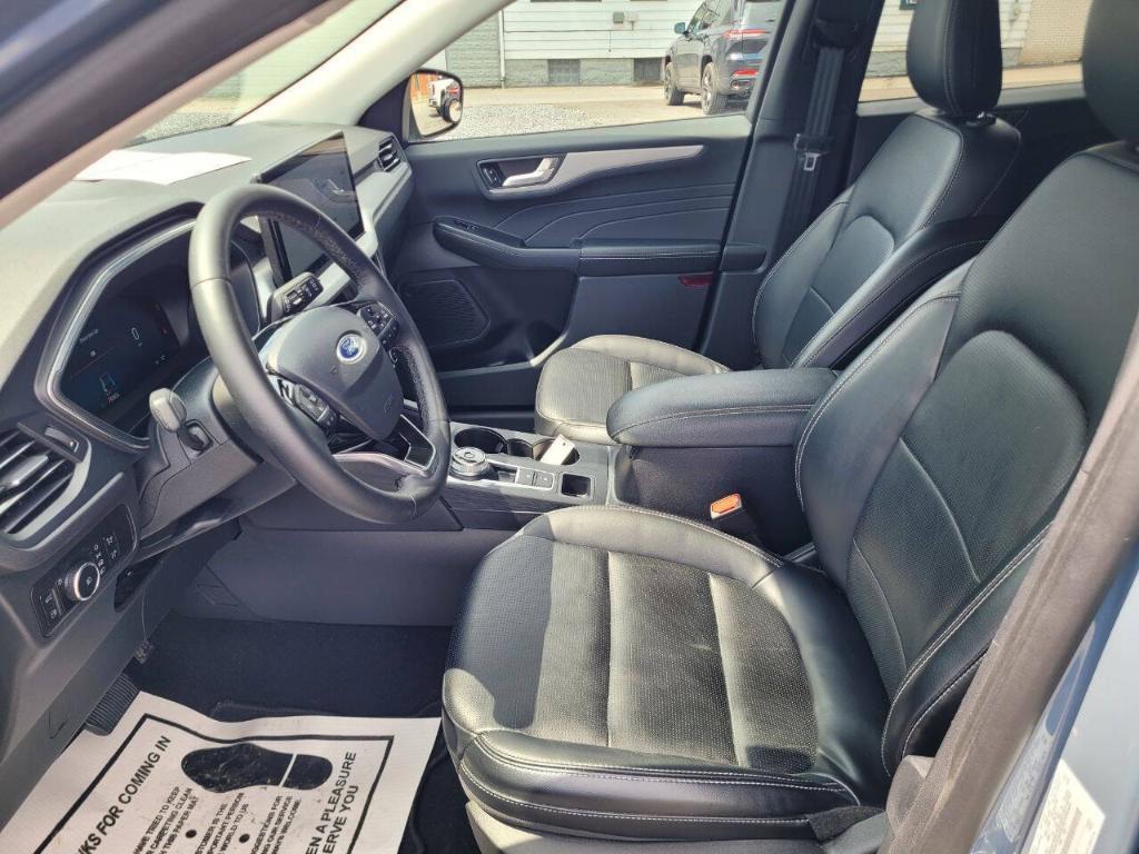 used 2023 Ford Escape car, priced at $29,900