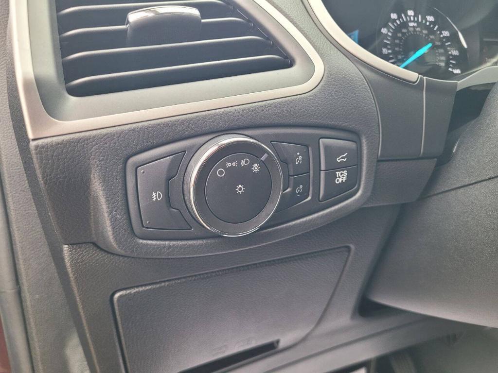 used 2020 Ford Edge car, priced at $18,900