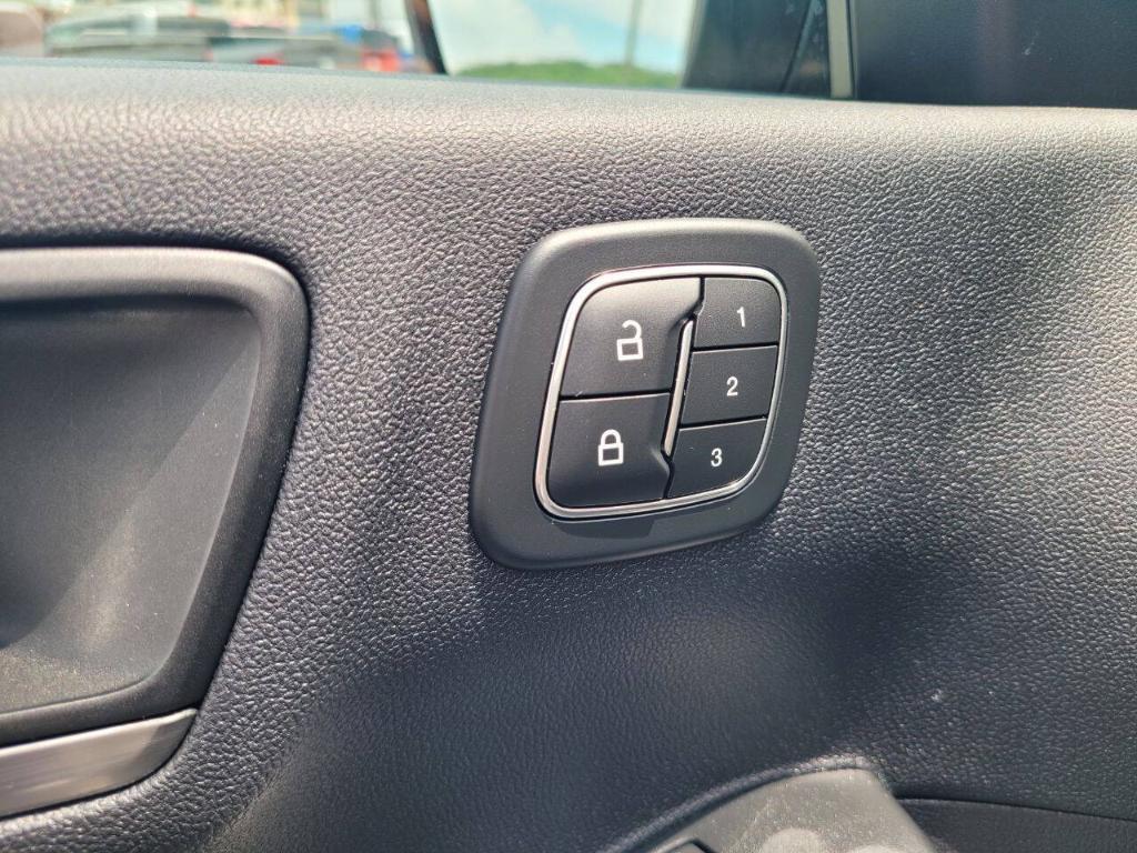 used 2022 Ford Escape car, priced at $28,990
