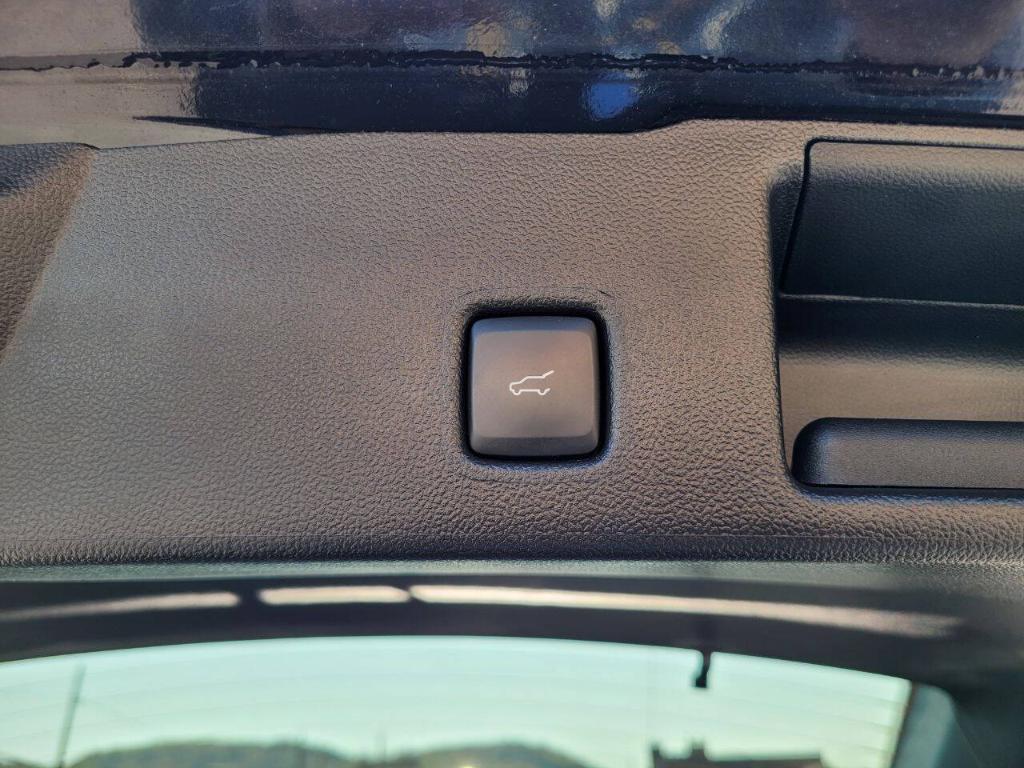 used 2022 Ford Escape car, priced at $23,900