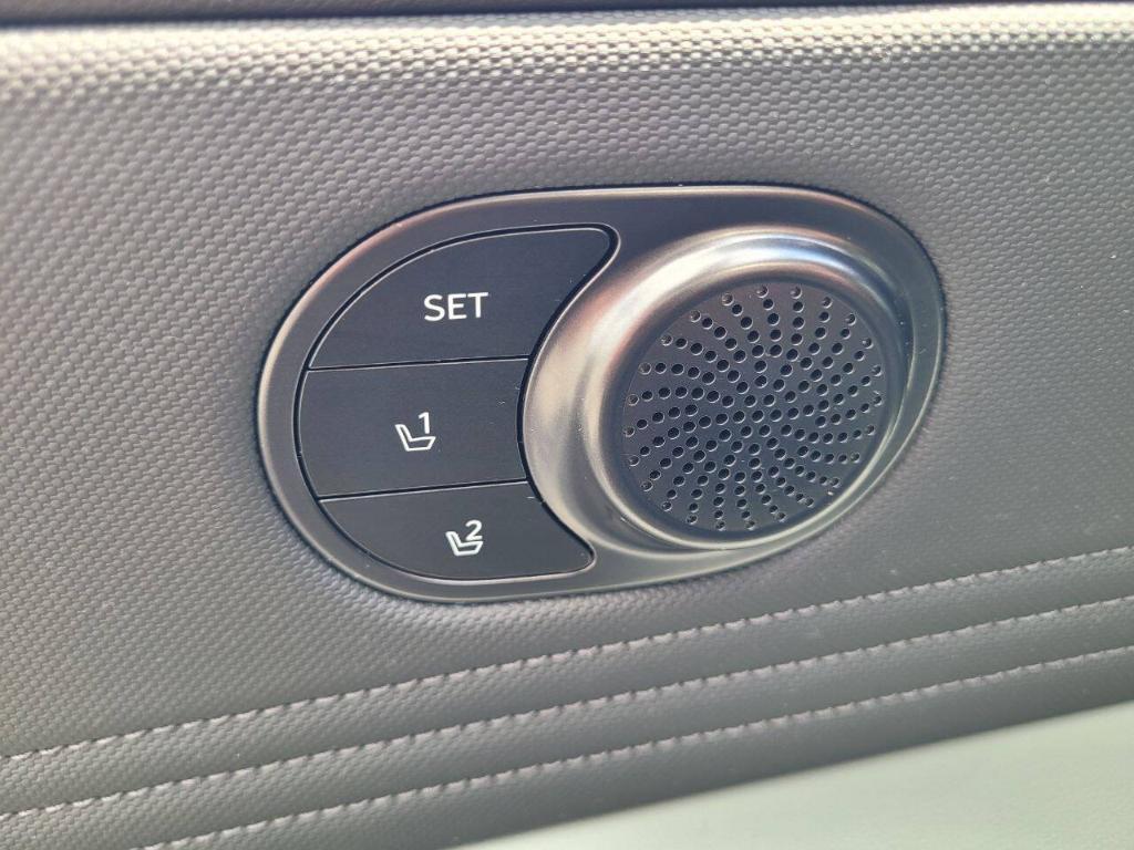 used 2024 Hyundai ELANTRA HEV car, priced at $27,500