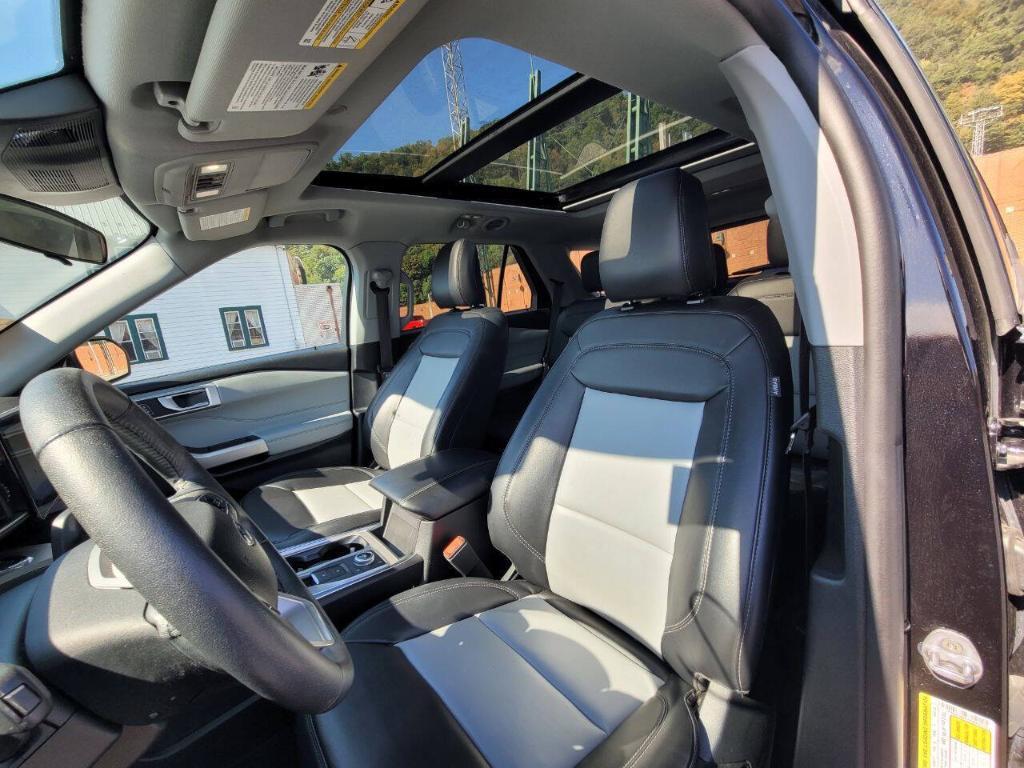 used 2023 Ford Explorer car, priced at $37,900