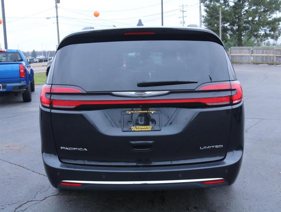 used 2022 Chrysler Pacifica car, priced at $27,995