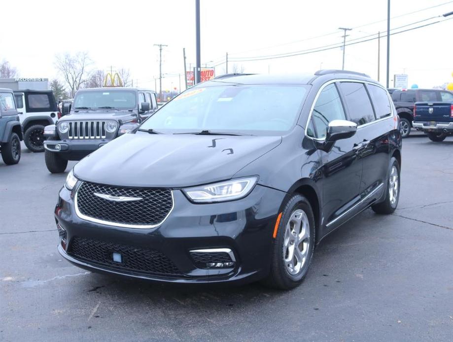 used 2022 Chrysler Pacifica car, priced at $27,995