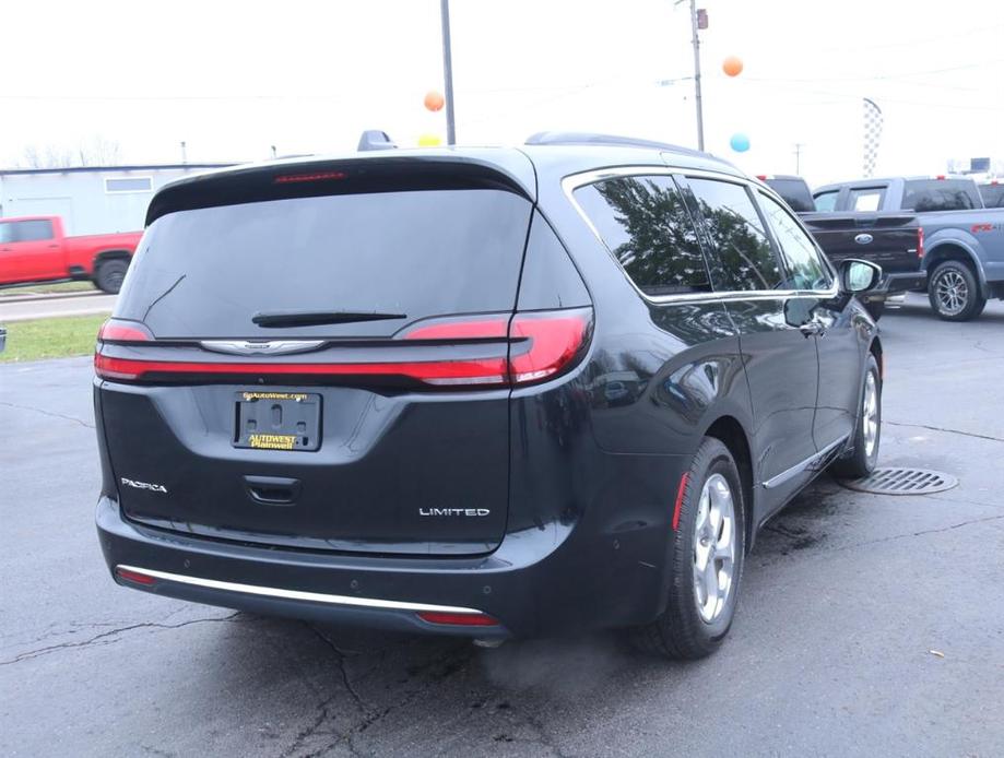 used 2022 Chrysler Pacifica car, priced at $27,995