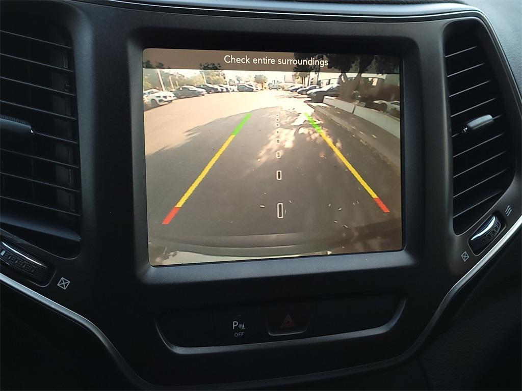 used 2019 Jeep Cherokee car, priced at $14,995