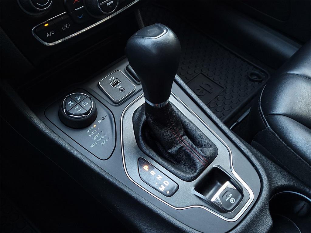 used 2019 Jeep Cherokee car, priced at $14,995