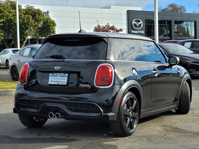 used 2022 MINI Hardtop car, priced at $24,595