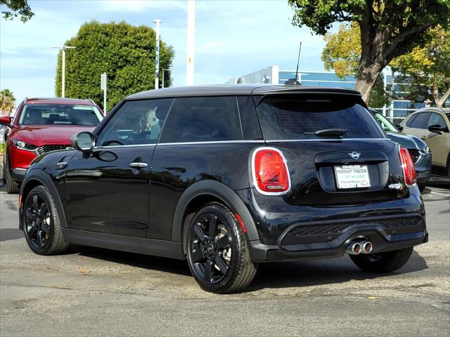 used 2022 MINI Hardtop car, priced at $24,595