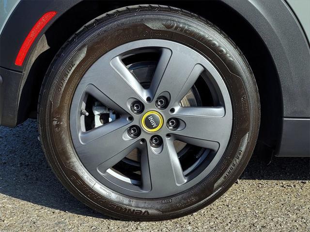 used 2023 MINI Hardtop car, priced at $26,000