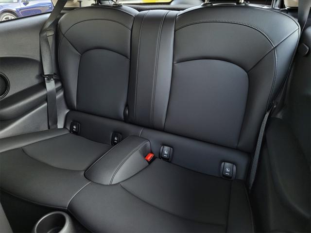 used 2023 MINI Hardtop car, priced at $26,000