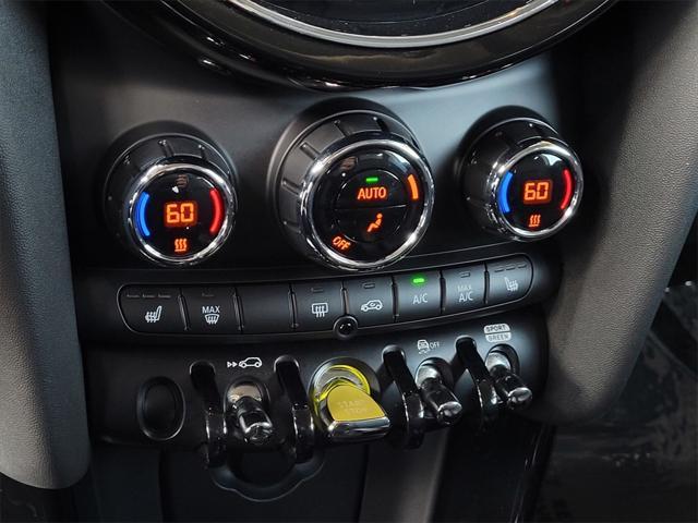used 2023 MINI Hardtop car, priced at $26,000