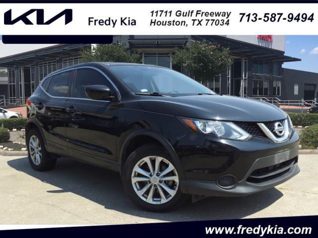 used 2018 Nissan Rogue Sport car, priced at $9,940