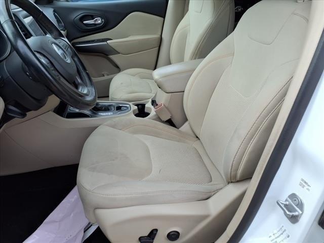 used 2020 Jeep Cherokee car, priced at $10,845