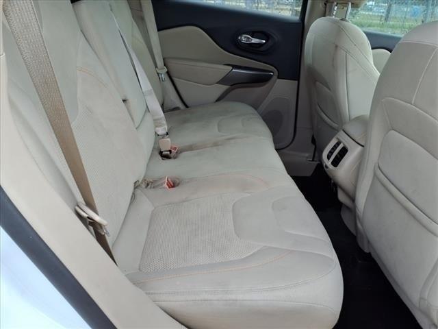used 2020 Jeep Cherokee car, priced at $10,845
