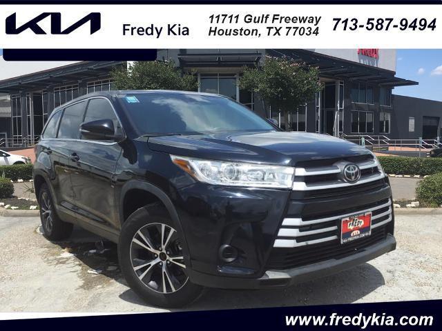 used 2019 Toyota Highlander car, priced at $19,900