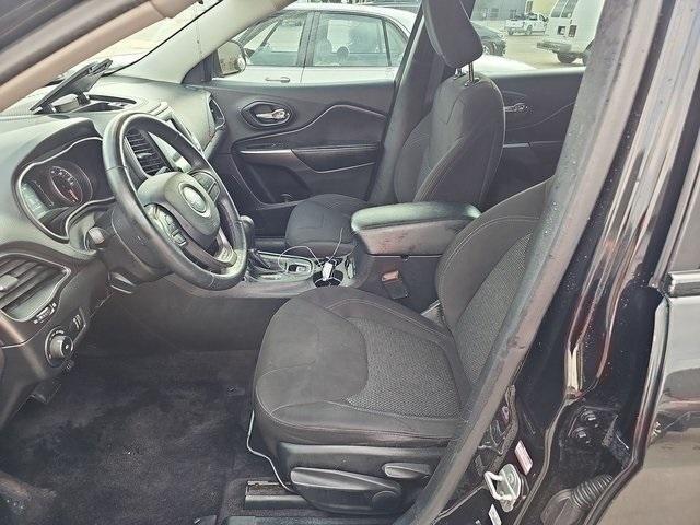 used 2019 Jeep Cherokee car, priced at $11,973