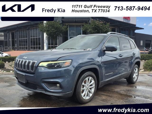 used 2020 Jeep Cherokee car, priced at $15,944