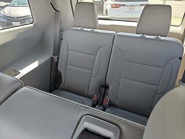 used 2023 GMC Acadia car, priced at $27,979