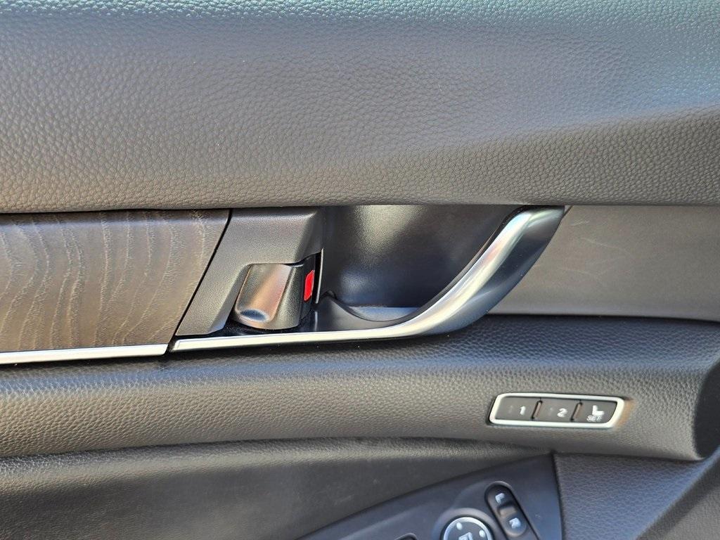 used 2022 Honda Accord car, priced at $29,372