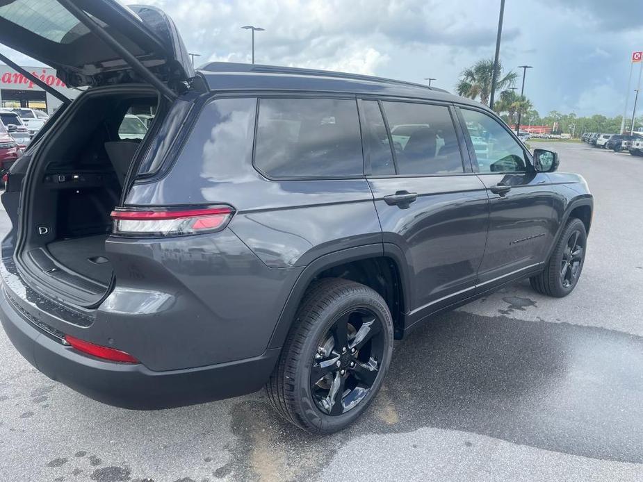 new 2024 Jeep Grand Cherokee L car, priced at $42,684