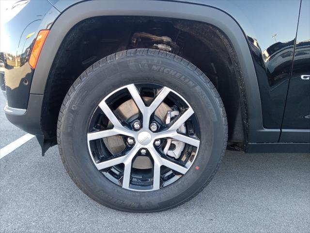 new 2025 Jeep Grand Cherokee L car, priced at $48,335