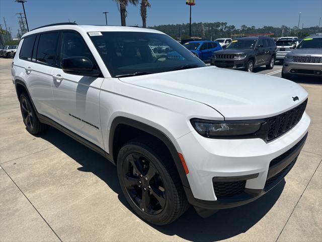 new 2024 Jeep Grand Cherokee L car, priced at $45,477