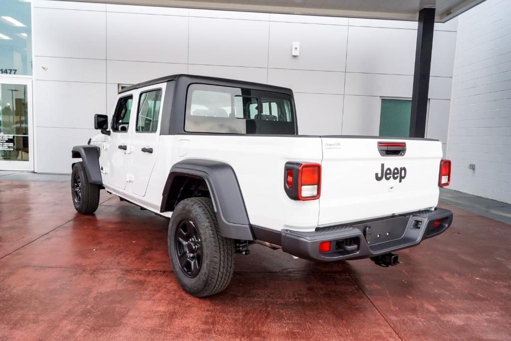 new 2024 Jeep Gladiator car, priced at $43,401