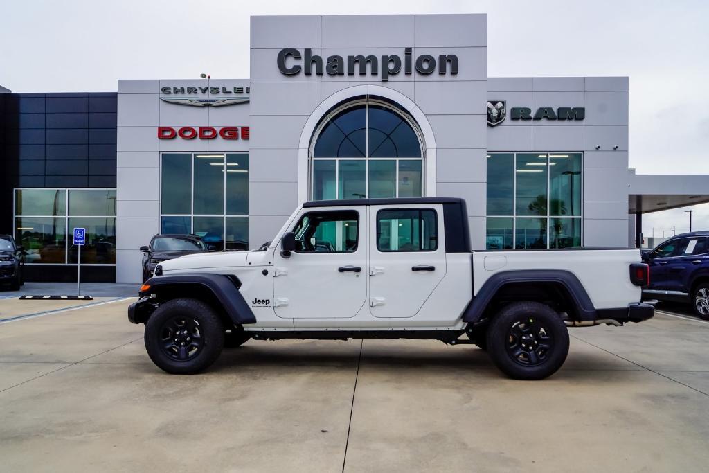 new 2024 Jeep Gladiator car, priced at $38,929