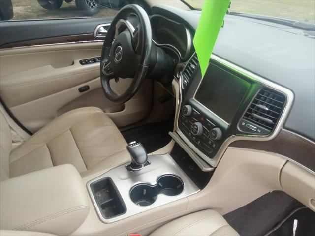 used 2015 Jeep Grand Cherokee car, priced at $10,900