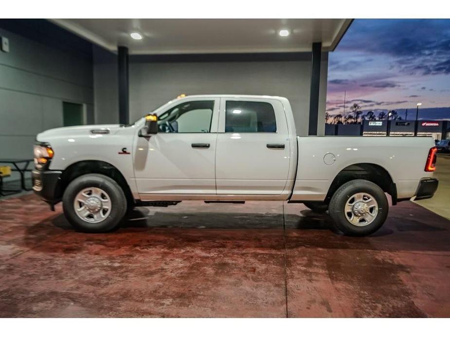 new 2024 Ram 3500 car, priced at $61,460