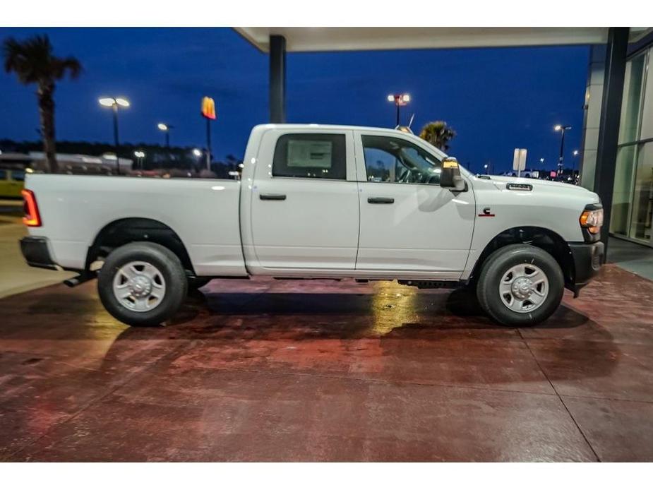 new 2024 Ram 3500 car, priced at $61,460