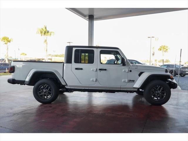 new 2024 Jeep Gladiator car, priced at $51,299