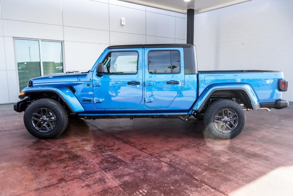 new 2024 Jeep Gladiator car, priced at $47,168