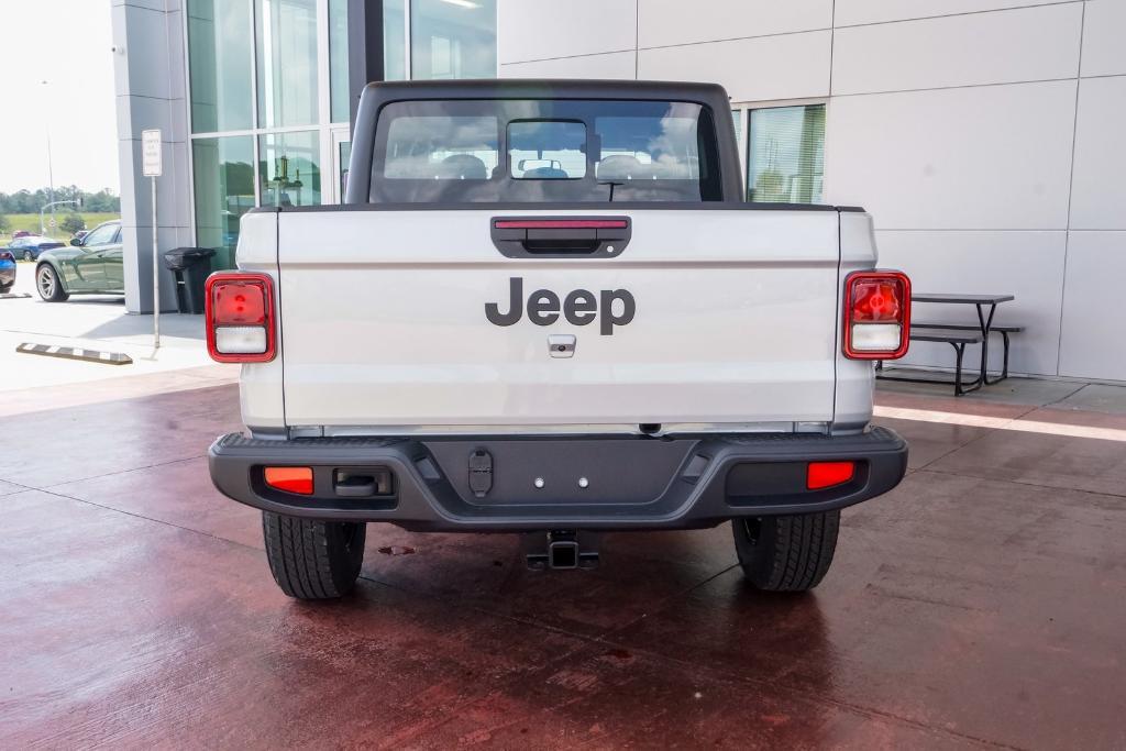 new 2024 Jeep Gladiator car, priced at $43,948