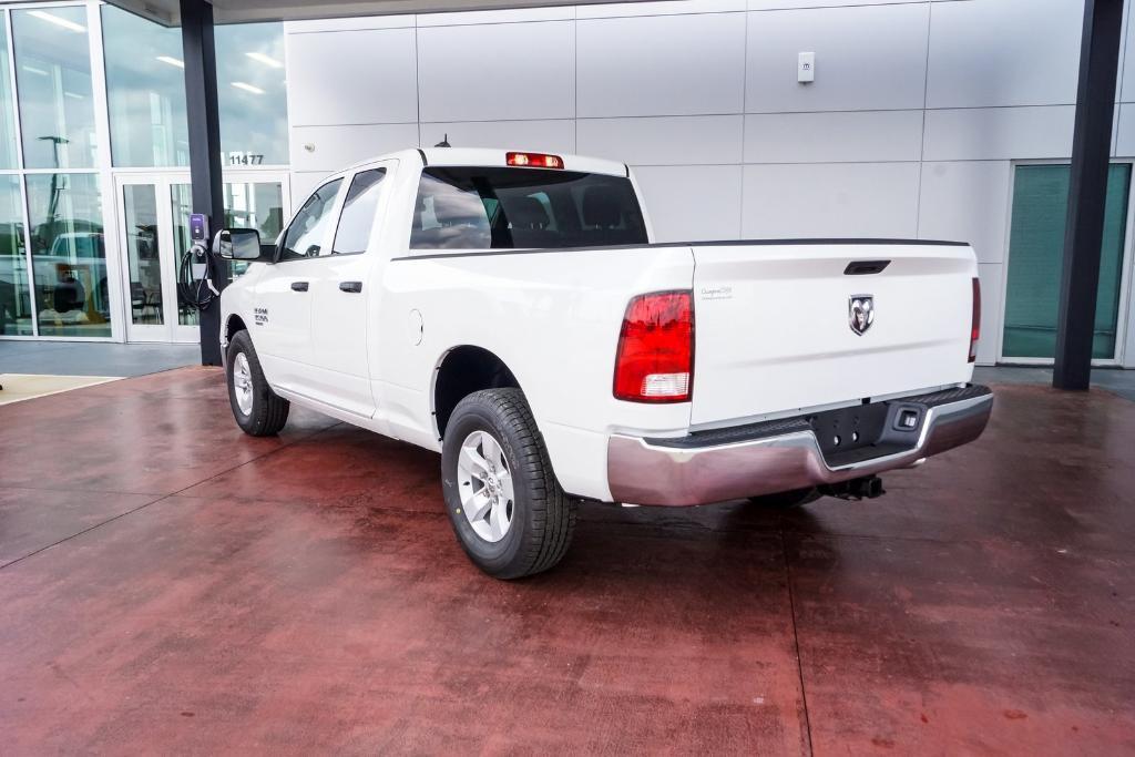 new 2024 Ram 1500 Classic car, priced at $37,671