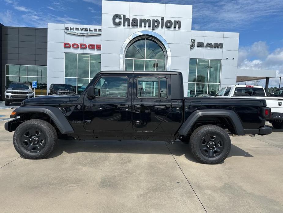 new 2024 Jeep Gladiator car, priced at $43,948