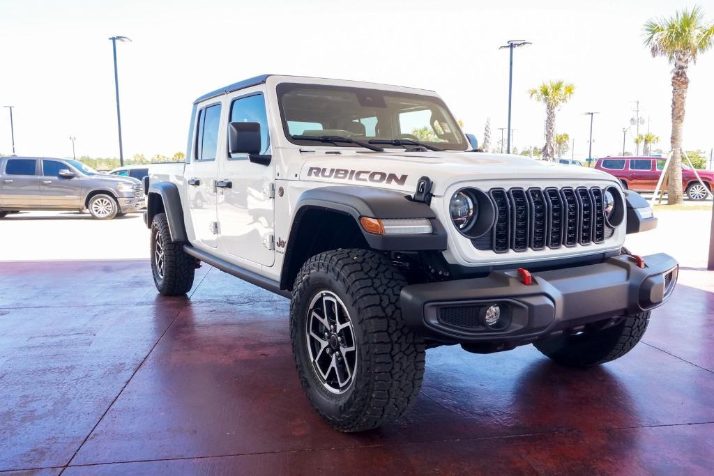 new 2024 Jeep Gladiator car, priced at $50,369