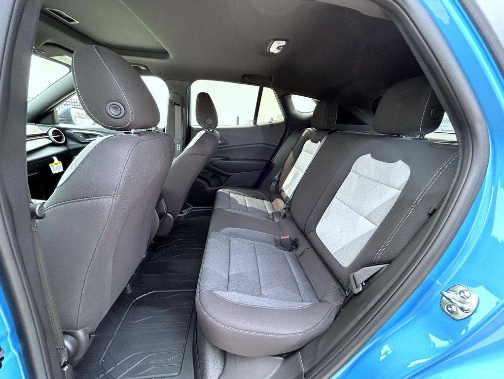 new 2025 Chevrolet Trax car, priced at $25,655