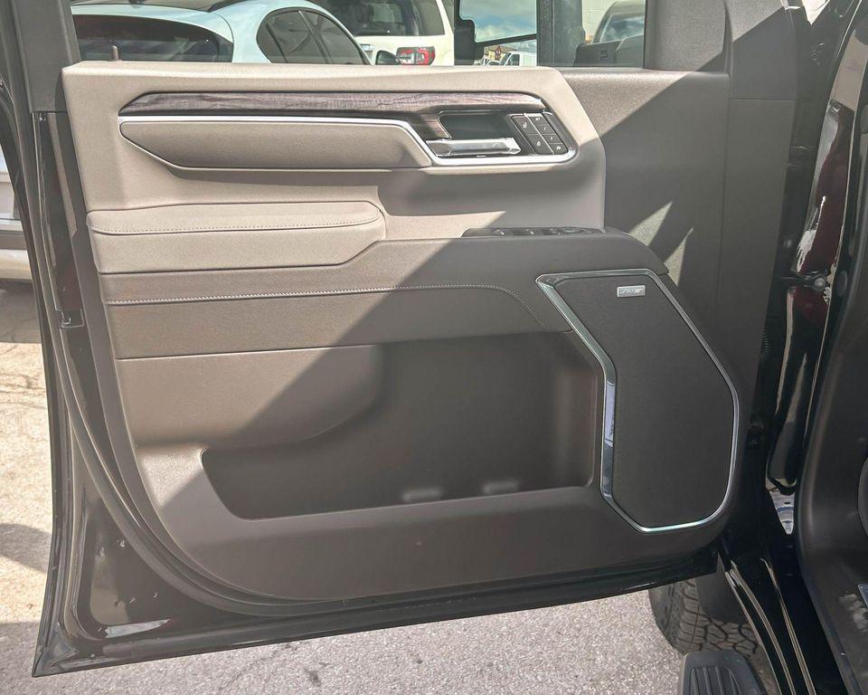 new 2025 Chevrolet Silverado 2500 car, priced at $78,394