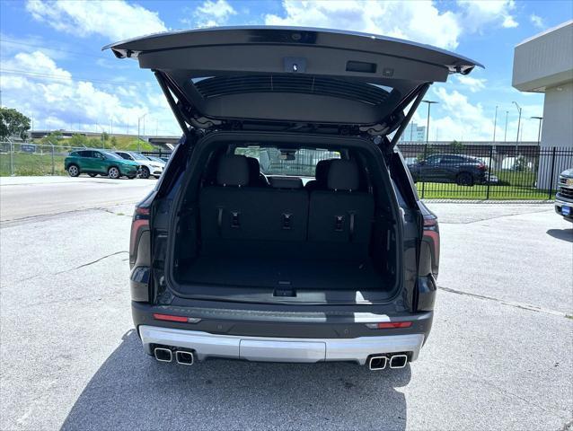 new 2025 Chevrolet Traverse car, priced at $43,850