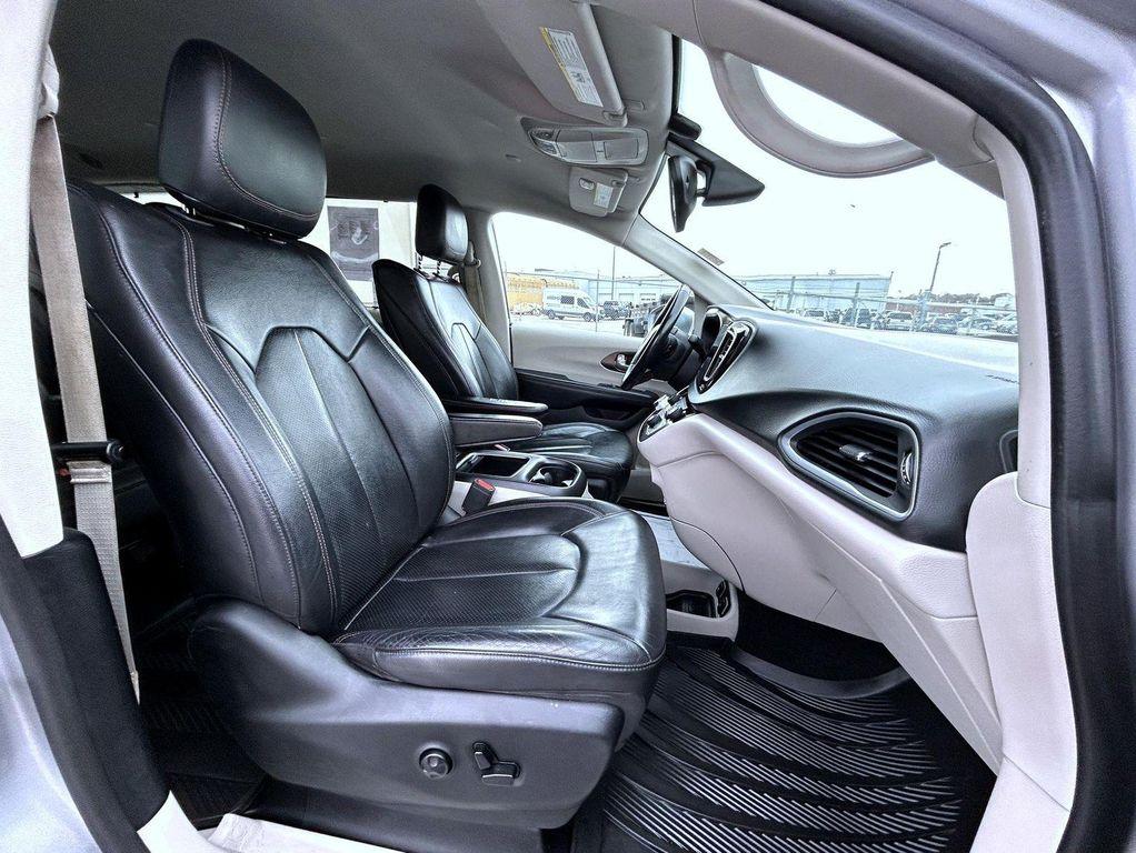 used 2017 Chrysler Pacifica car, priced at $13,198