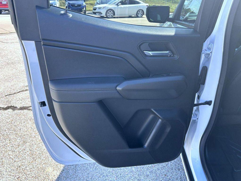 new 2026 Chevrolet Colorado car, priced at $45,199