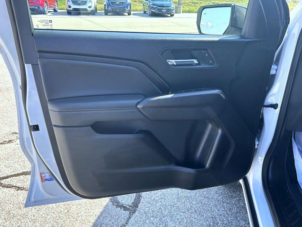 new 2026 Chevrolet Colorado car, priced at $45,199