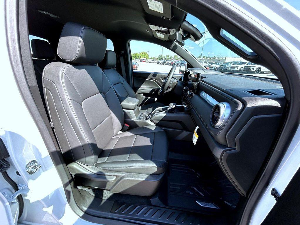 new 2026 Chevrolet Colorado car, priced at $45,199