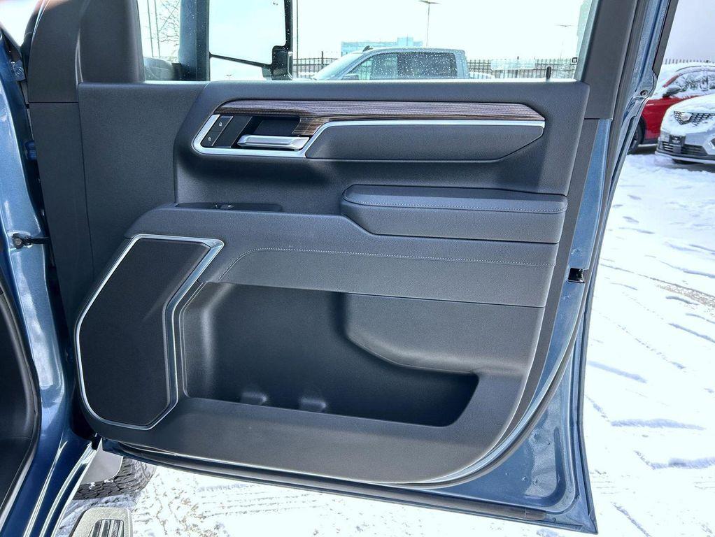 used 2025 Chevrolet Silverado 2500 car, priced at $63,940