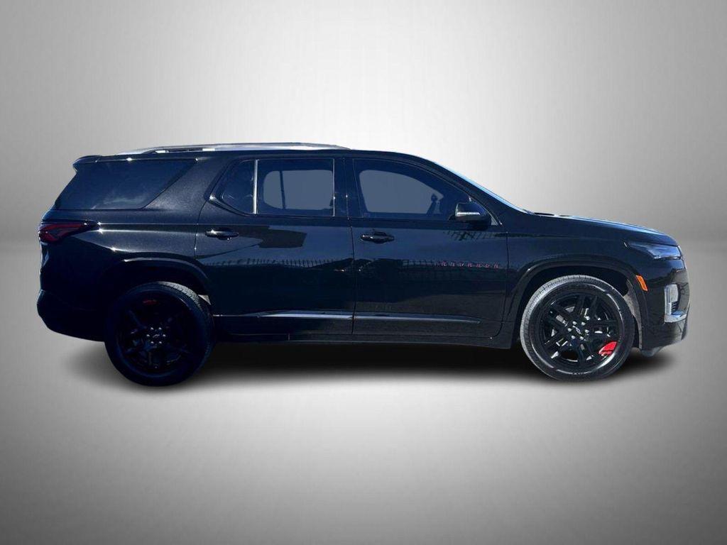 used 2023 Chevrolet Traverse car, priced at $38,053