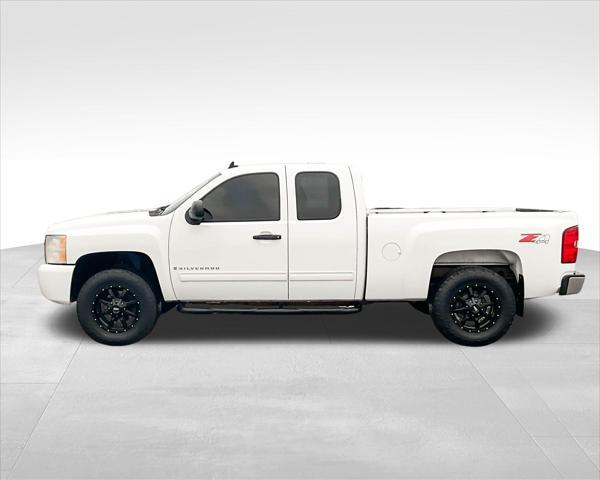 used 2009 Chevrolet Silverado 1500 car, priced at $9,995